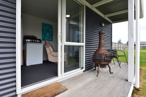 Photo of property in 6 Lugton Street, Nawton, Hamilton, 3200