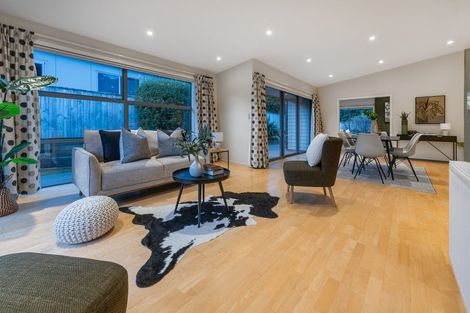 Photo of property in 5 The Pier, Whitby, Porirua, 5024