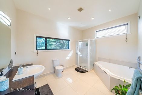 Photo of property in 67 Mount Marua Way, Timberlea, Upper Hutt, 5018