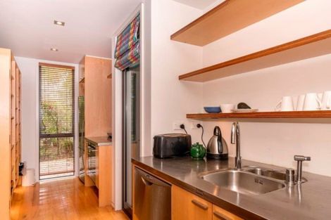 Photo of property in 16 Desmond Street, Merivale, Christchurch, 8014