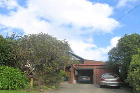 Photo of property in 7 Pekanga Road, Normandale, Lower Hutt, 5010