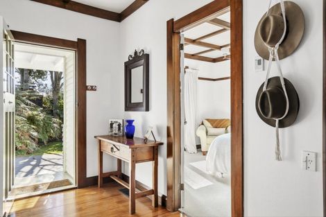 Photo of property in 72 Thornton Road, Cambridge, 3434