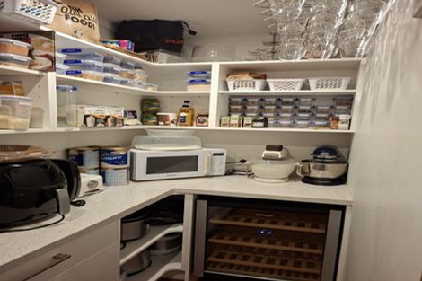 Photo of property in 1/1 Carlisle Road, Torbay, Auckland, 0630