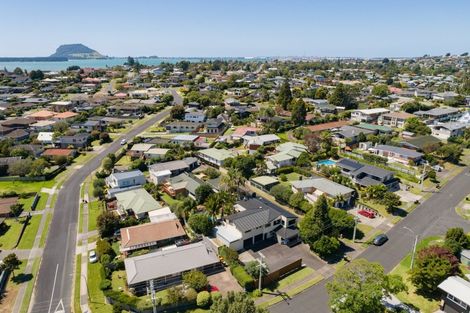 Photo of property in 27 Matua Road, Matua, Tauranga, 3110