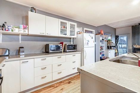 Photo of property in 13 Cumnock Street, Wallacetown, 9816