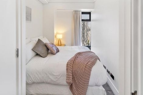 Photo of property in The Metropolis Apartments, 2614/1 Courthouse Lane, Auckland Central, Auckland, 1010