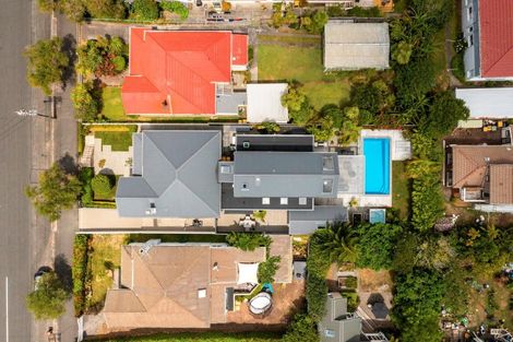 Photo of property in 11 Cheltenham Road, Devonport, Auckland, 0624