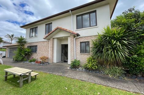 Photo of property in 69 Wayne Francis Drive, Flat Bush, Auckland, 2016