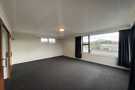 Photo of property in 2a Brooklyn Street, Green Island, Dunedin, 9018