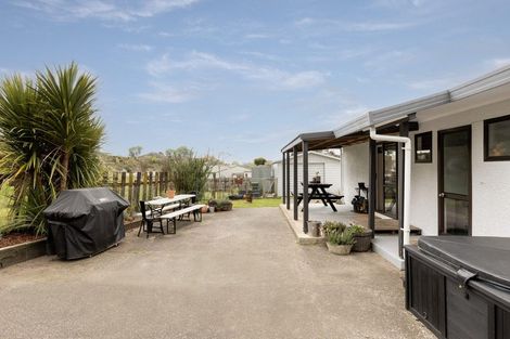 Photo of property in 16 Syme Crescent, Kawerau, 3127