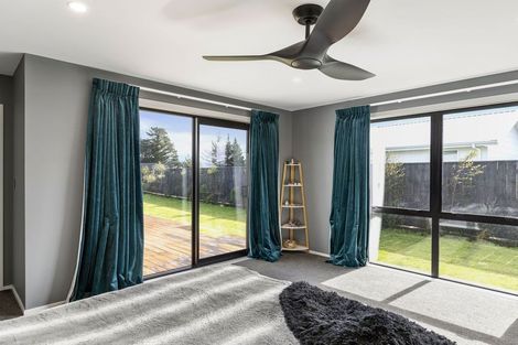Photo of property in 12 Wycliffe Place, Solway, Masterton, 5810