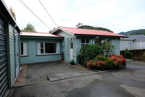 Photo of property in 139 Hine Road, Wainuiomata, Lower Hutt, 5014