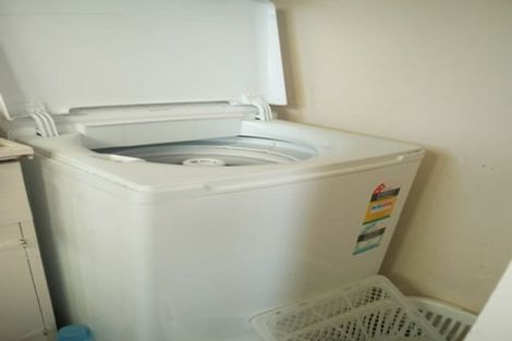 Photo of property in 17 Fenwick Crescent, Hillcrest, Hamilton, 3216