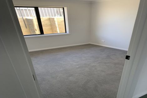 Photo of property in 10 Oyster Drive, Cooks Beach, Whitianga, 3591