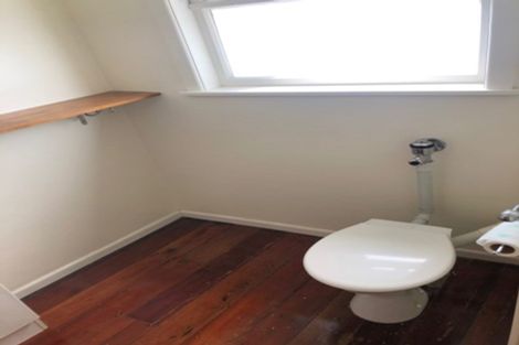 Photo of property in 9 Central Terrace, Kelburn, Wellington, 6012