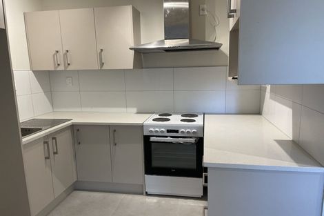 Photo of property in 18 Newstead Avenue, Browns Bay, Auckland, 0632