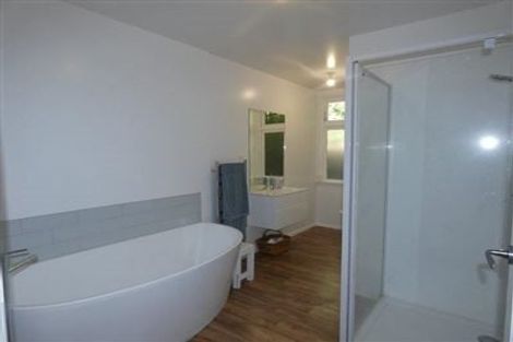 Photo of property in 70 Pembroke Road, Northland, Wellington, 6012