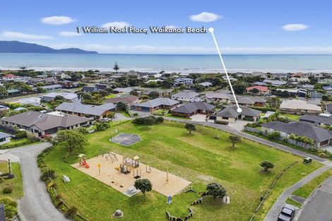 Photo of property in 1 William Noel Place, Waikanae Beach, Waikanae, 5036