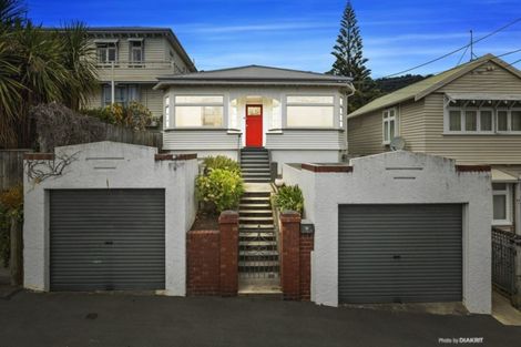 Photo of property in 35 Brougham Street, Mount Victoria, Wellington, 6011