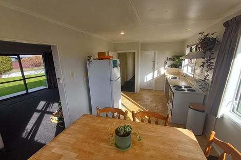 Photo of property in 18 Piper Place, Roslyn, Palmerston North, 4414