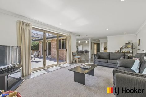Photo of property in 33 Parkhaven Drive, Rosehill, Papakura, 2113