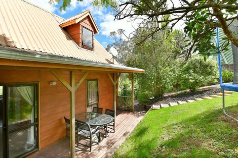 Photo of property in 26a Brian Crescent, Stanmore Bay, Whangaparaoa, 0932