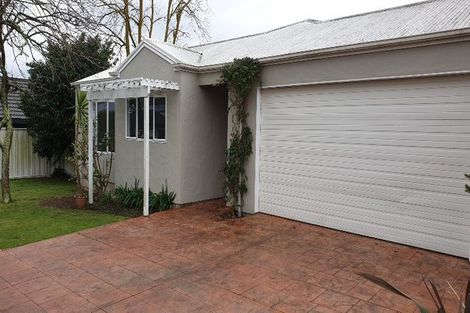 Photo of property in 6 Arcadia Lane, Havelock North, 4130