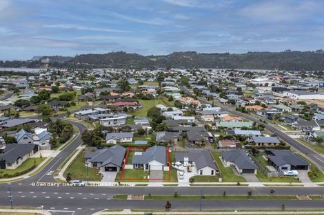 Photo of property in 94 Kupe Drive, Whitianga, 3510