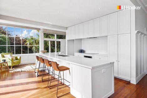 Photo of property in 7 Ngaio Street, Macandrew Bay, Dunedin, 9014