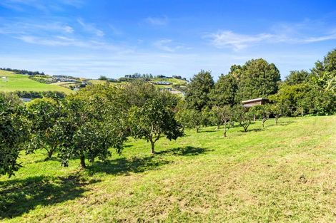 Photo of property in 27 Waikite Road, Welcome Bay, Tauranga, 3112