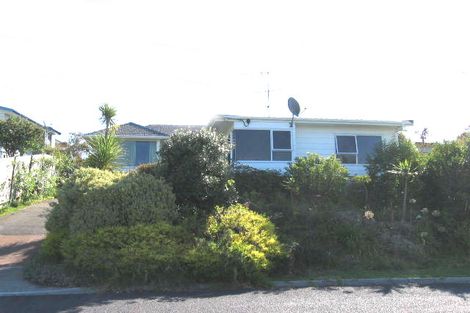 Photo of property in 15 Sealy Road, Torbay, Auckland, 0630