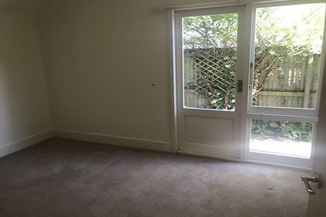 Photo of property in 2/11 Memorial Avenue, Ilam, Christchurch, 8053