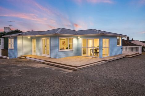 Photo of property in 79 Driver Crescent, Cannons Creek, Porirua, 5024