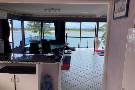 Photo of property in 11 Ewen Street, Ngunguru, Whangarei, 0173