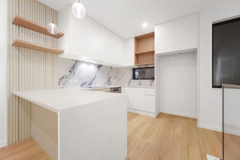 Photo of property in 10 Puihi Crescent, Massey, 0614
