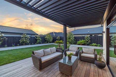 Photo of property in 6 O'rourke Place, Casebrook, Christchurch, 8051