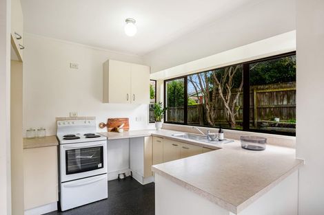 Photo of property in 10 Carillon Place, Massey, Auckland, 0614