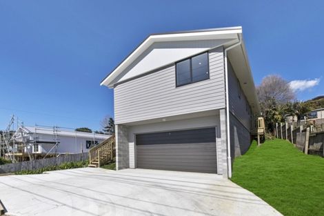 Photo of property in 13 Waiora Road, Stanmore Bay, Whangaparaoa, 0932