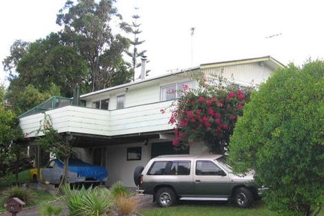 Photo of property in 21 Fitzwater Place, Henderson, Auckland, 0612