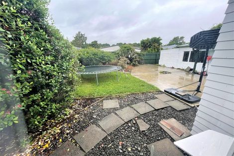 Photo of property in 5 Parera Grove, Heretaunga, Upper Hutt, 5018