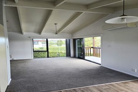 Photo of property in 68 Welcome Bay Road, Welcome Bay, Tauranga, 3112