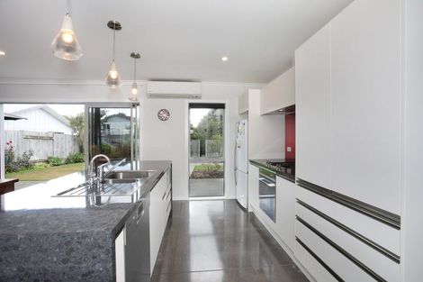 Photo of property in 25 Poplar Grove, Feilding, 4702