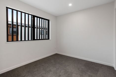 Photo of property in 11/196 Royal Road, Massey, Auckland, 0614