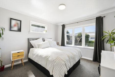 Photo of property in 93b Farnham Street, Mornington, Wellington, 6021
