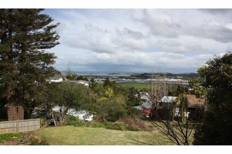 Photo of property in 16 Kohe Street, Parahaki, Whangarei, 0112