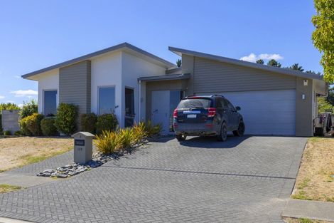 Photo of property in 129 Victory Drive, Wharewaka, Taupo, 3330
