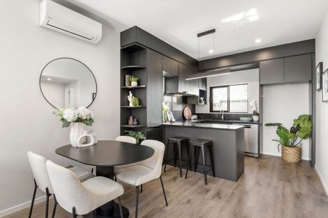 Photo of property in 2/1 Egremont Street, Belmont, Auckland, 0622