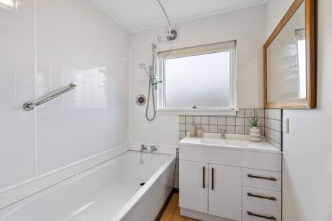 Photo of property in 2/41a Kellys Road, Mairehau, Christchurch, 8052