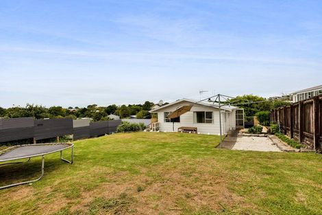 Photo of property in 9 Camellia Avenue, Bell Block, New Plymouth, 4312