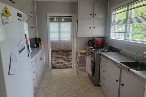 Photo of property in 221 Tukapa Street, Westown, New Plymouth, 4310